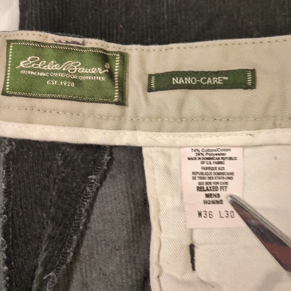 Vintage Eddie Bauer Black Corduroy‎ Pants Size 36x30 Mens Relaxed Fit Nano-care